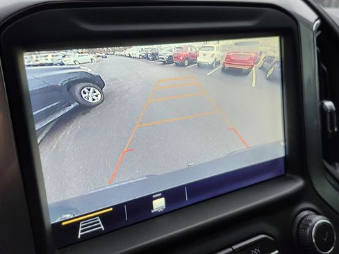 Used 2019 Chevrolet Silverado 1500 LT Trail Boss image 4