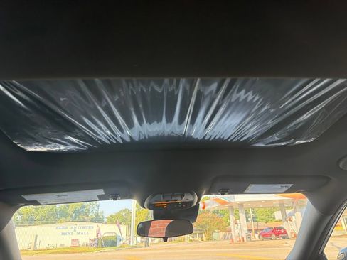 New 2026 Chevrolet Trax RS w/ Sunroof Package FWD image 16