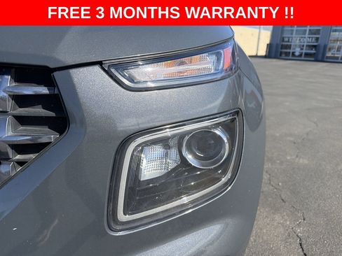 Used 2023 Hyundai Venue SEL image 35