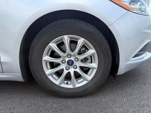 Used 2017 Ford Fusion S FWD image 10