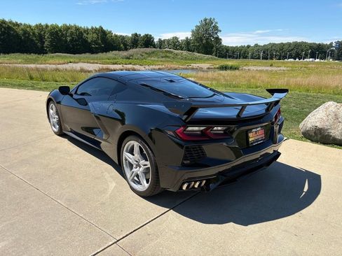 Used 2023 Chevrolet Corvette Stingray Preferred Cpe w/ Stealth Interior Trim Package RWD image 7