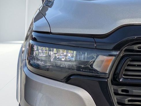 Used 2025 RAM 1500 Big Horn AWD/4WD image 9