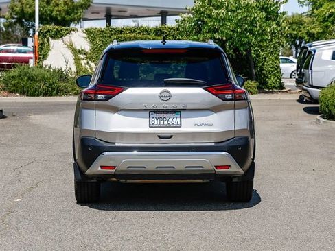 Used 2022 Nissan Rogue Platinum w/ Head-Up Display Package FWD image 4