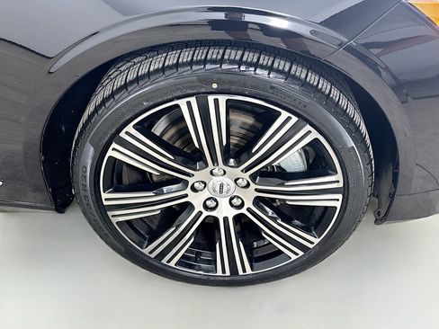 Used 2023 Volvo S90 B6 Ultimate w/ Lounge Package AWD/4WD image 10
