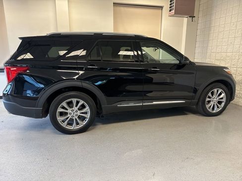 Used 2020 Ford Explorer Limited AWD/4WD image 39