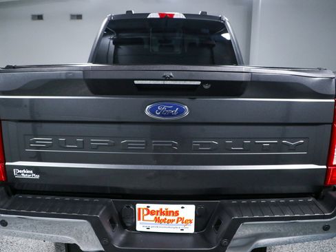 Used 2020 Ford F250 Lariat w/ Lariat Ultimate Package image 8