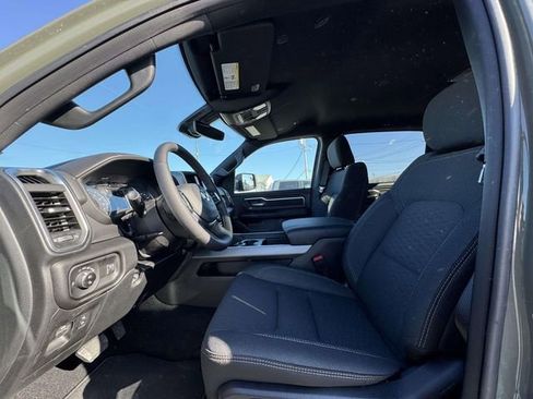 New 2026 RAM 1500 4x4 Crew Cab image 21