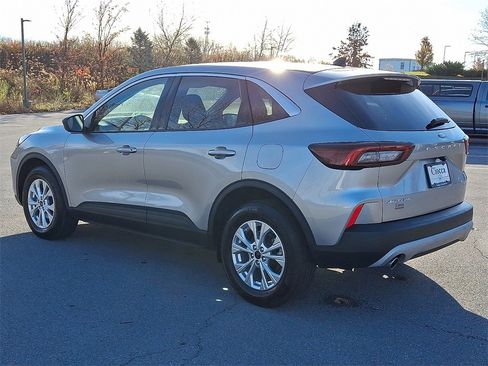 Used 2023 Ford Escape Active image 6