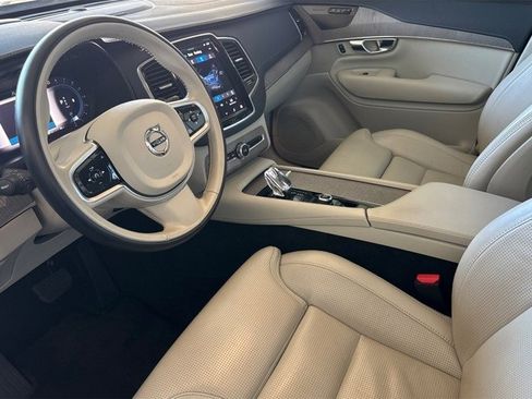 Certified 2023 Volvo XC90 B6 Ultimate image 2