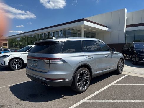 Used 2020 Lincoln Aviator Reserve w/ Equipment Group 202A AWD/4WD image 6