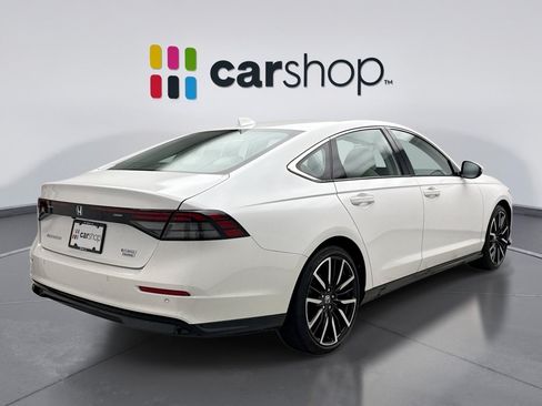 Used 2023 Honda Accord Touring image 5