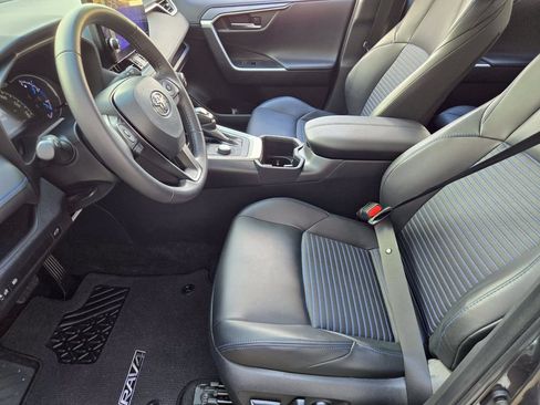 Certified 2024 Toyota RAV4 XSE AWD/4WD image 8