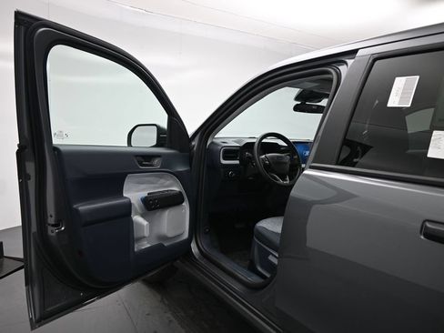 New 2026 Ford Maverick XLT FWD image 8