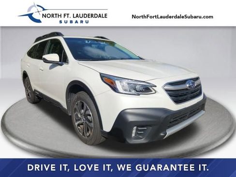 Used 2021 Subaru Outback Limited image 1