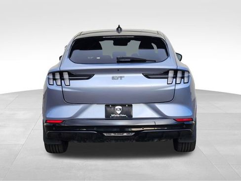 Certified 2022 Ford Mustang Mach-E GT image 8