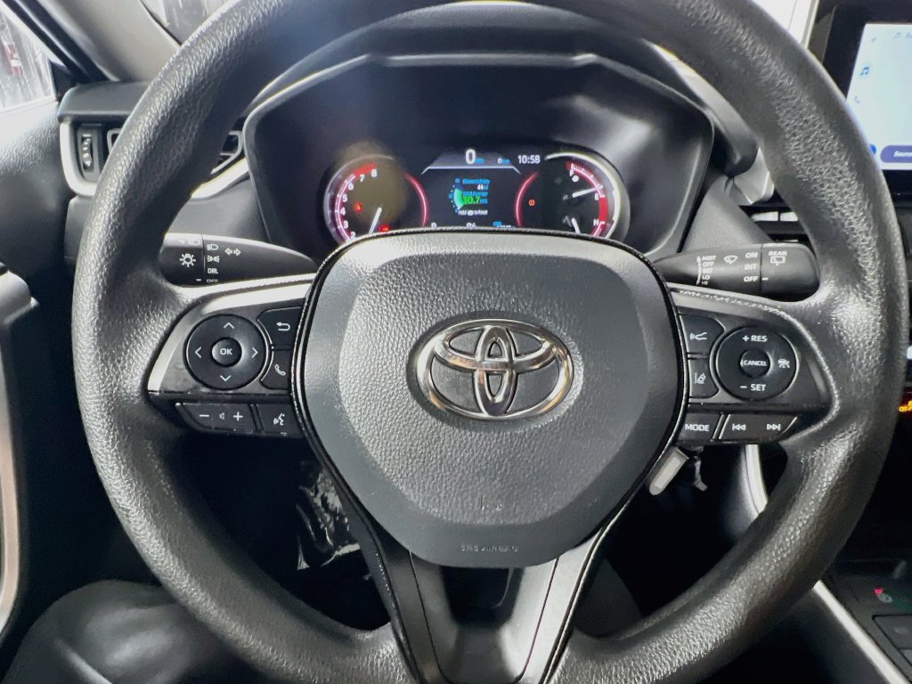 Used 2025 Toyota RAV4 LE FWD image 15