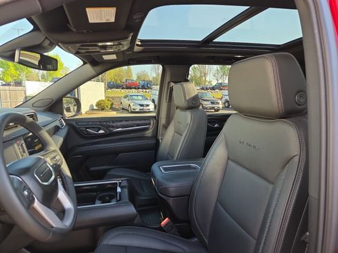 Certified 2024 GMC Yukon Denali image 14