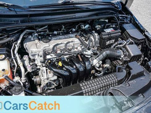 Used 2021 Toyota Corolla LE FWD image 34