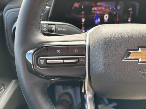 Used 2023 Chevrolet Colorado LT w/ LT Convenience Package III AWD/4WD image 18