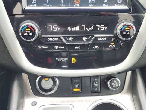 Used 2017 Nissan Murano SL image 19