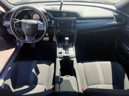 Used 2017 Honda Civic Sport image 16