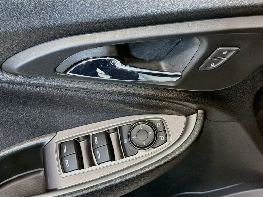 Used 2020 Chevrolet Malibu LS FWD image 18