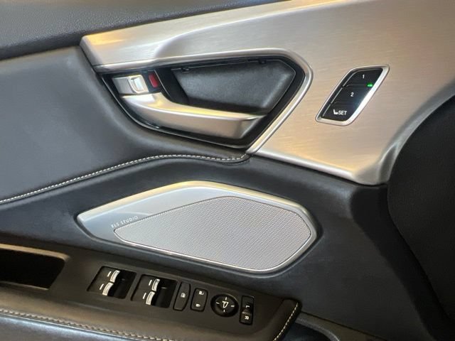 Used 2019 Acura RDX w/ Technology Package AWD/4WD image 32