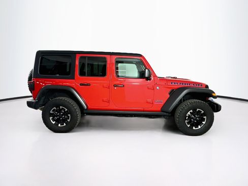 Used 2025 Jeep Wrangler Unlimited Rubicon 4xe w/ Convenience Group AWD/4WD image 10