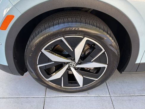 Certified 2023 Volkswagen ID.4 Pro S AWD/4WD image 9