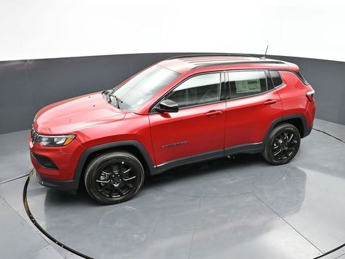 New 2026 Jeep Compass Latitude image 35