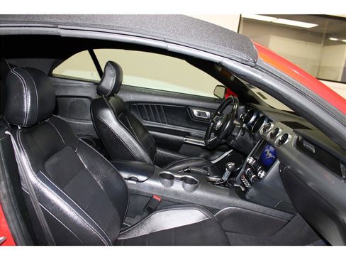 Used 2023 Ford Mustang Premium image 16