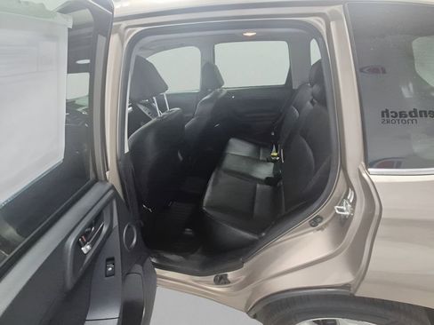 Used 2015 Subaru Forester 2.5i Limited image 14