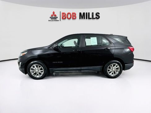 Used 2020 Chevrolet Equinox LS AWD/4WD image 4
