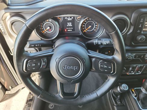 Used 2020 Jeep Wrangler Sport AWD/4WD image 17