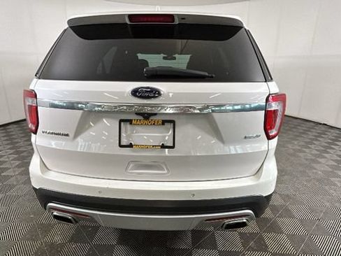 Used 2017 Ford Explorer Platinum AWD/4WD image 3