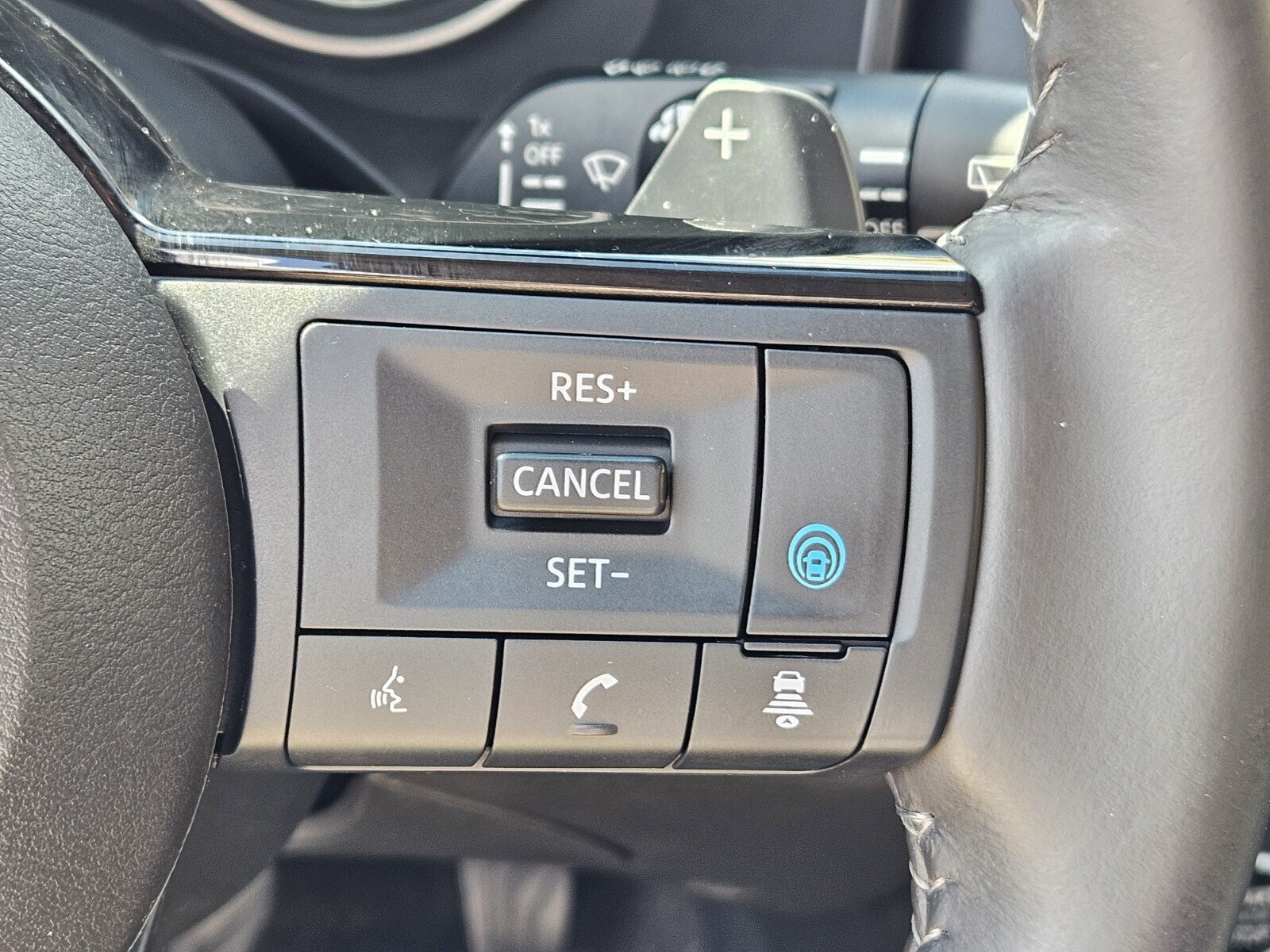 Used 2023 Nissan Rogue SL w/ SL Premium Package FWD image 25