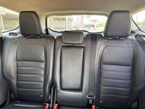 Used 2018 Ford Escape Titanium FWD image 12