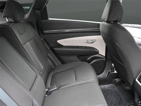 Used 2024 Hyundai Tucson SEL FWD image 17
