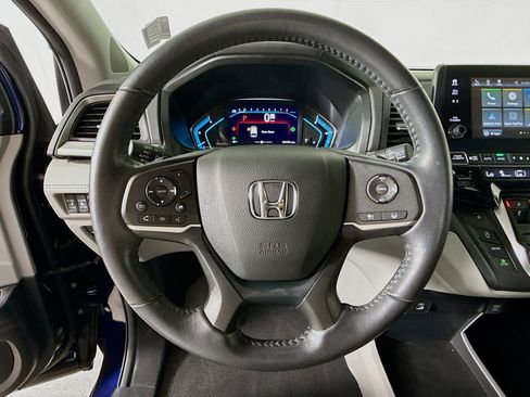 Certified 2024 Honda Odyssey EX-L image 11