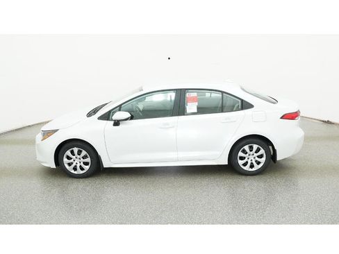 New 2026 Toyota Corolla LE image 3