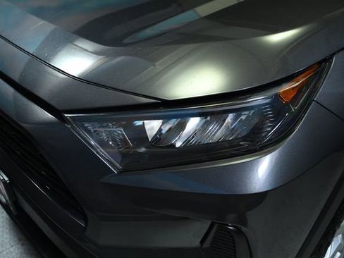 Used 2019 Toyota RAV4 LE image 15