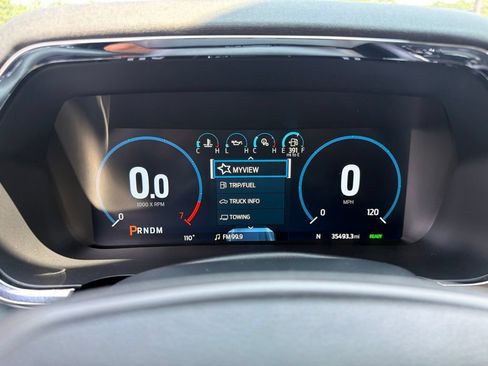 Used 2022 Ford F150 Lariat AWD/4WD image 9