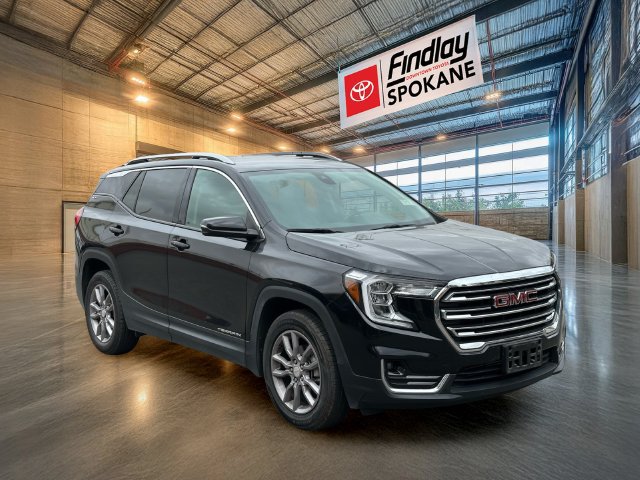 Used 2024 GMC Terrain SLT AWD/4WD image 3