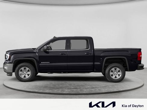 Used 2018 GMC Sierra 1500 SLE w/ SLE Value Package AWD/4WD image 3
