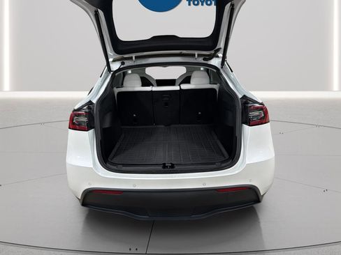Used 2021 Tesla Model Y Performance image 24