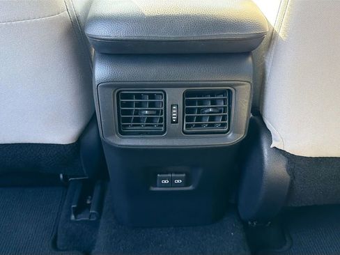 Used 2022 Toyota RAV4 XLE image 23