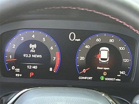 Used 2025 Acura ADX A-Spec image 16