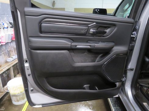 Used 2023 RAM 1500 Limited image 10