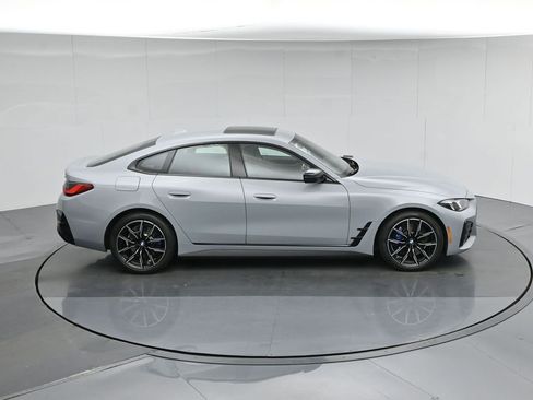 Used 2025 BMW i4 eDrive40 w/ M Sport Package image 41