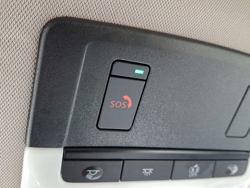 Certified 2023 Nissan Rogue SV image 23